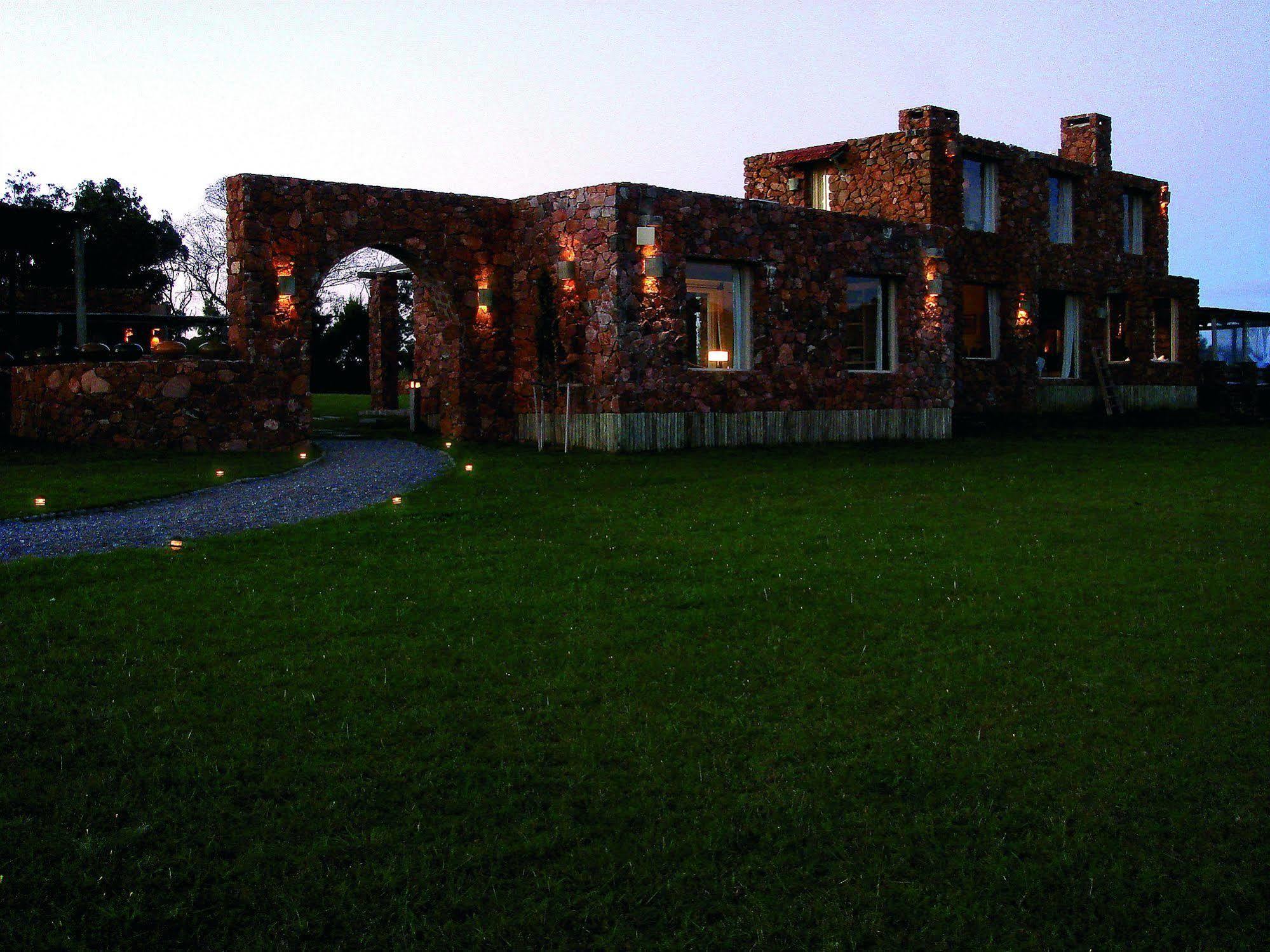 Posada De Piedra Пунта-дель-Эсте Экстерьер фото
